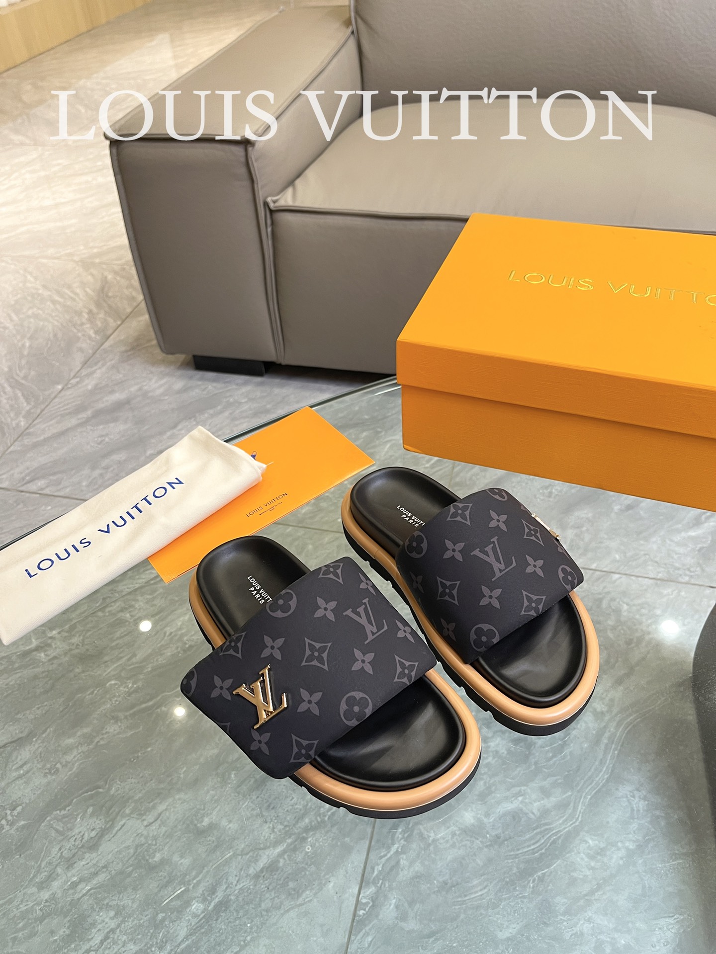 LOUIS VUITTON SLIPPERS