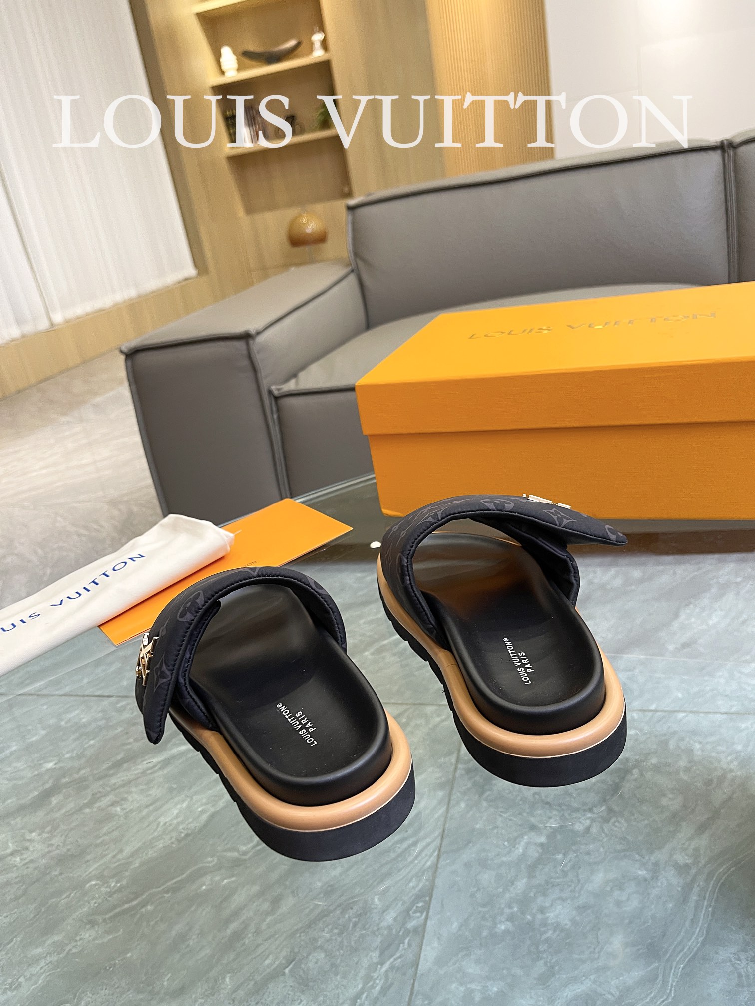 LOUIS VUITTON SLIPPERS