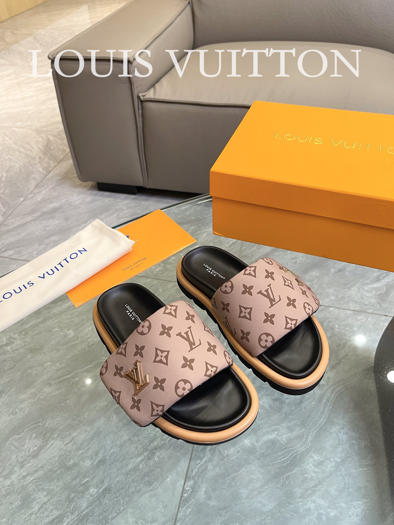 LOUIS VUITTON SLIPPERS
