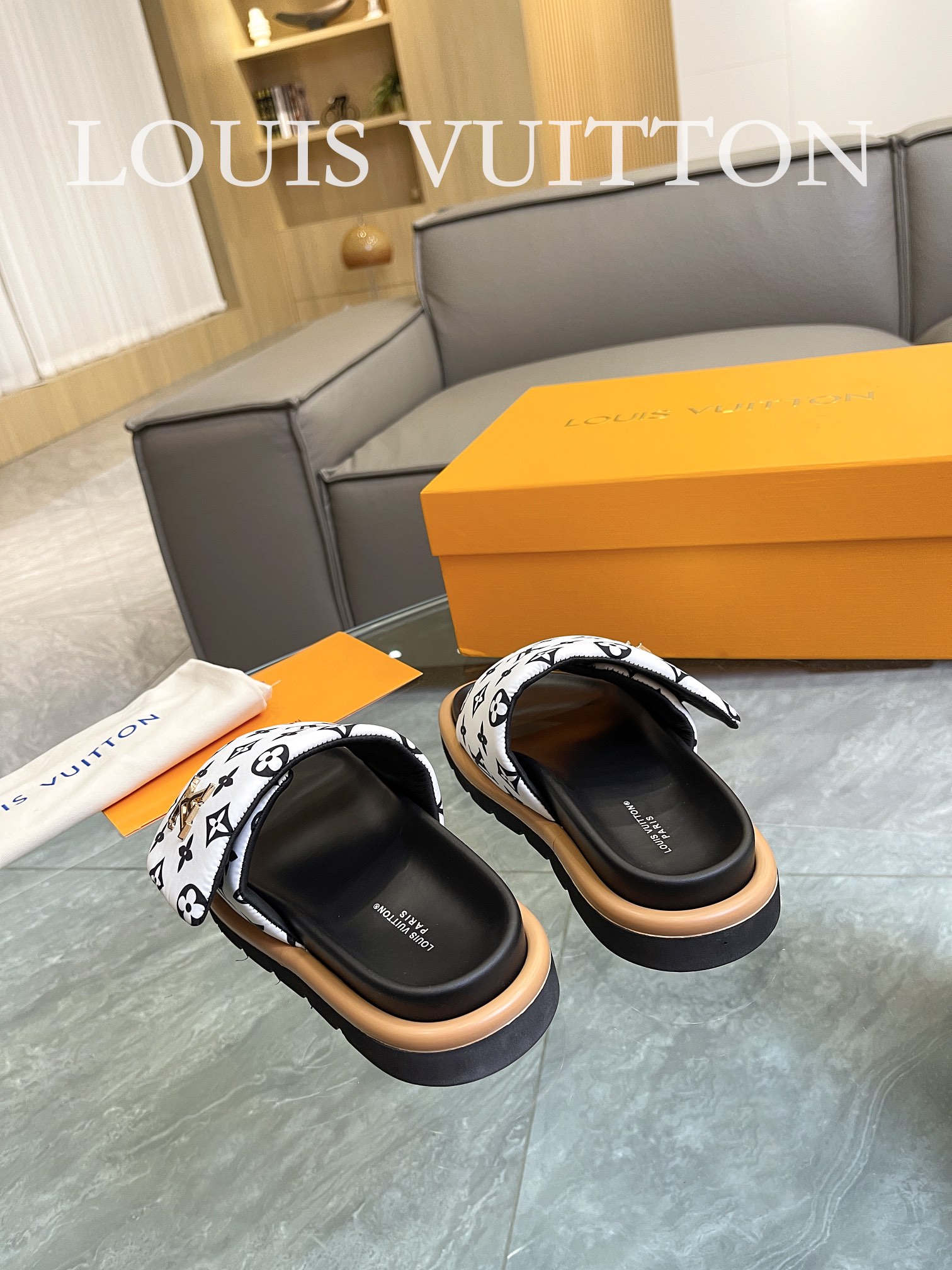 LOUIS VUITTON SLIPPERS