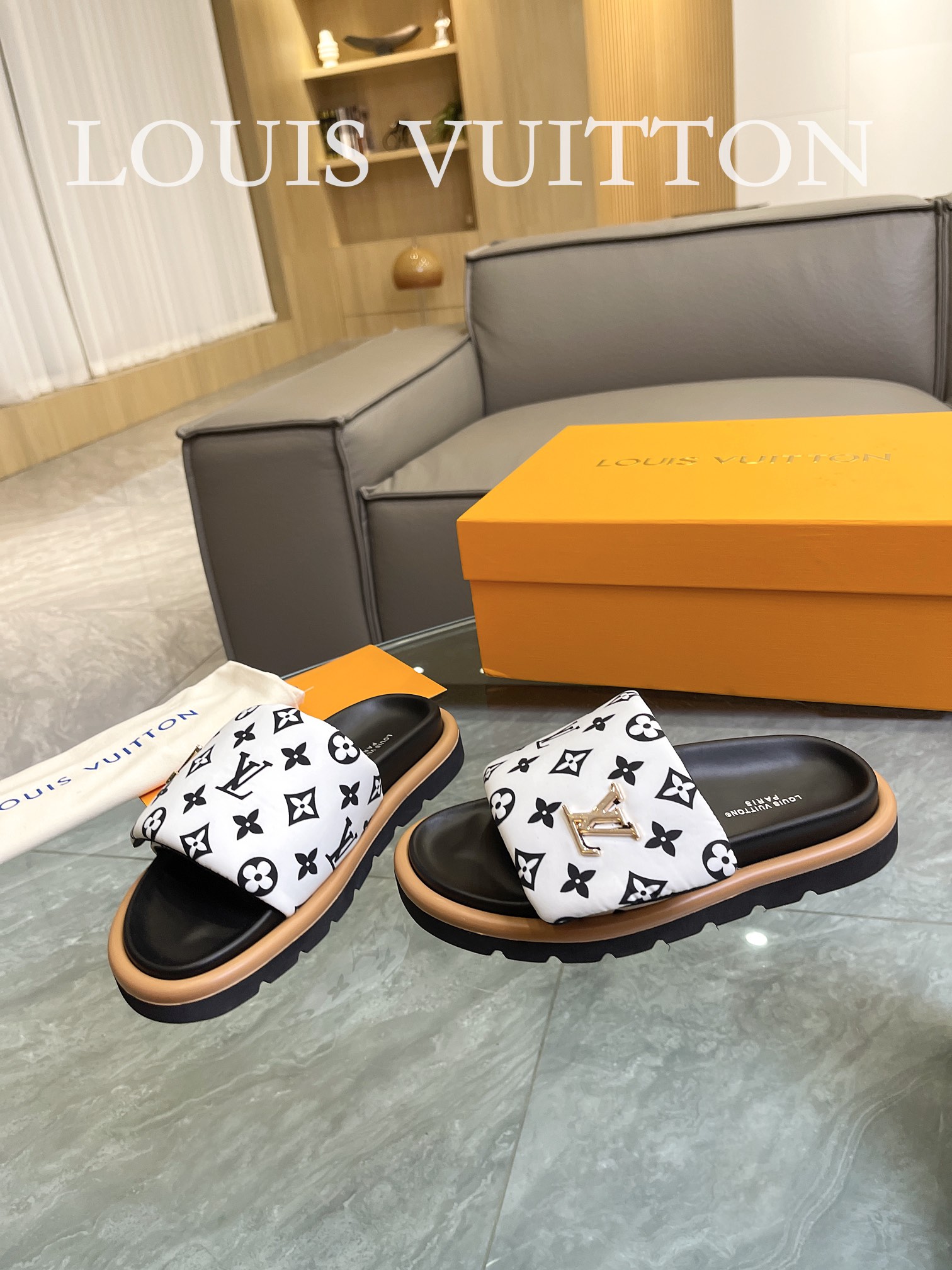 LOUIS VUITTON SLIPPERS