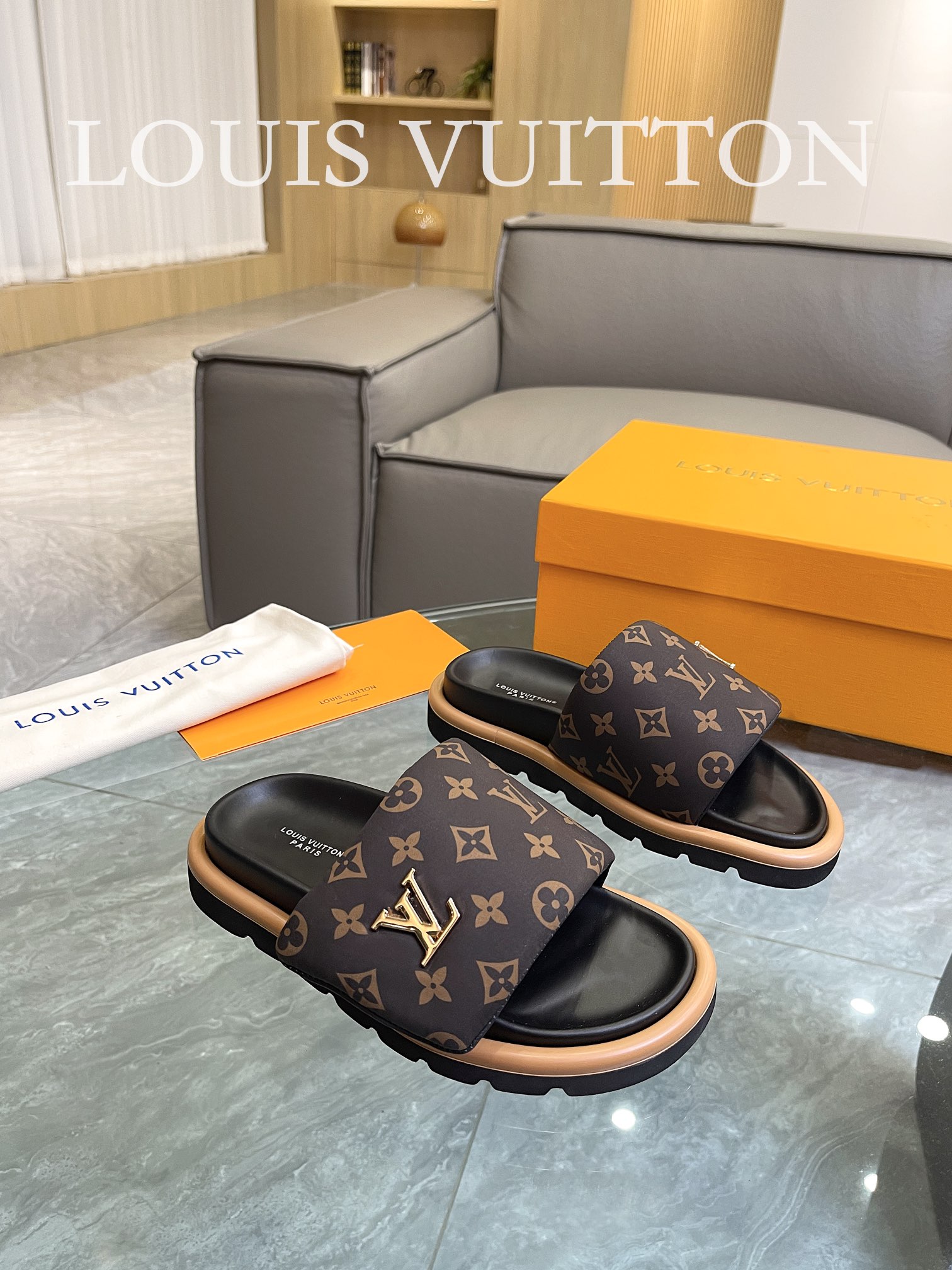 LOUIS VUITTON SLIPPERS