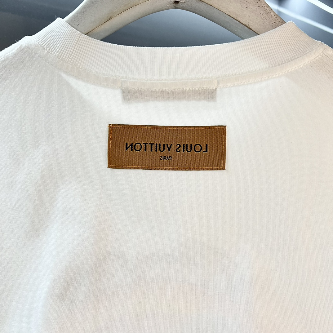 LV T-Shirt