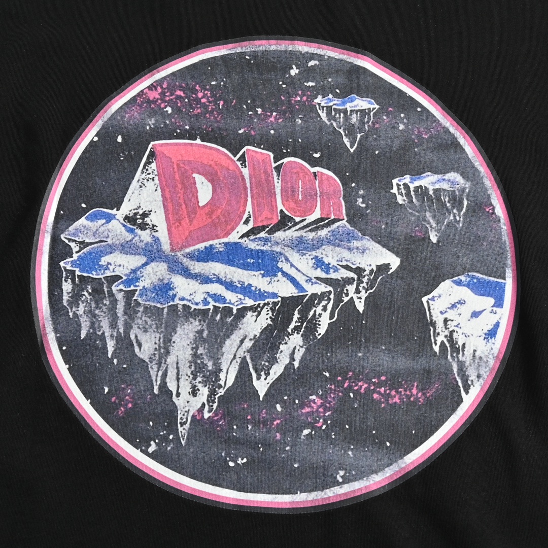 DIOR T-SHIRT