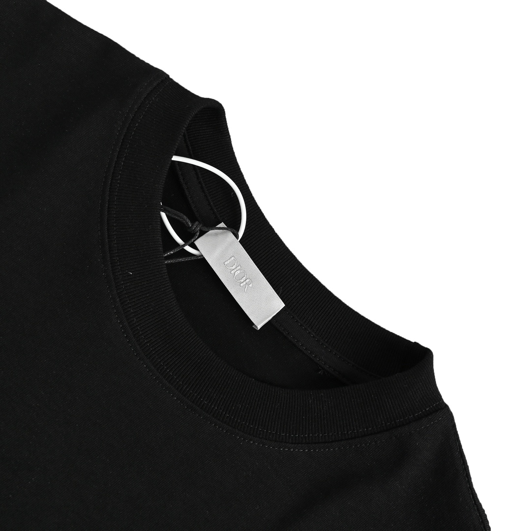 DIOR T-SHIRT