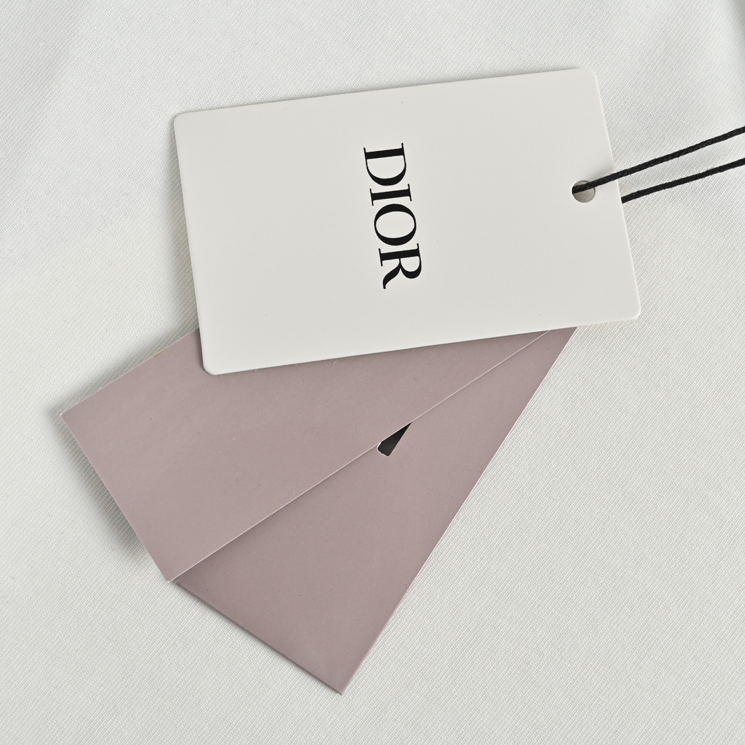 DIOR T-SHIRT
