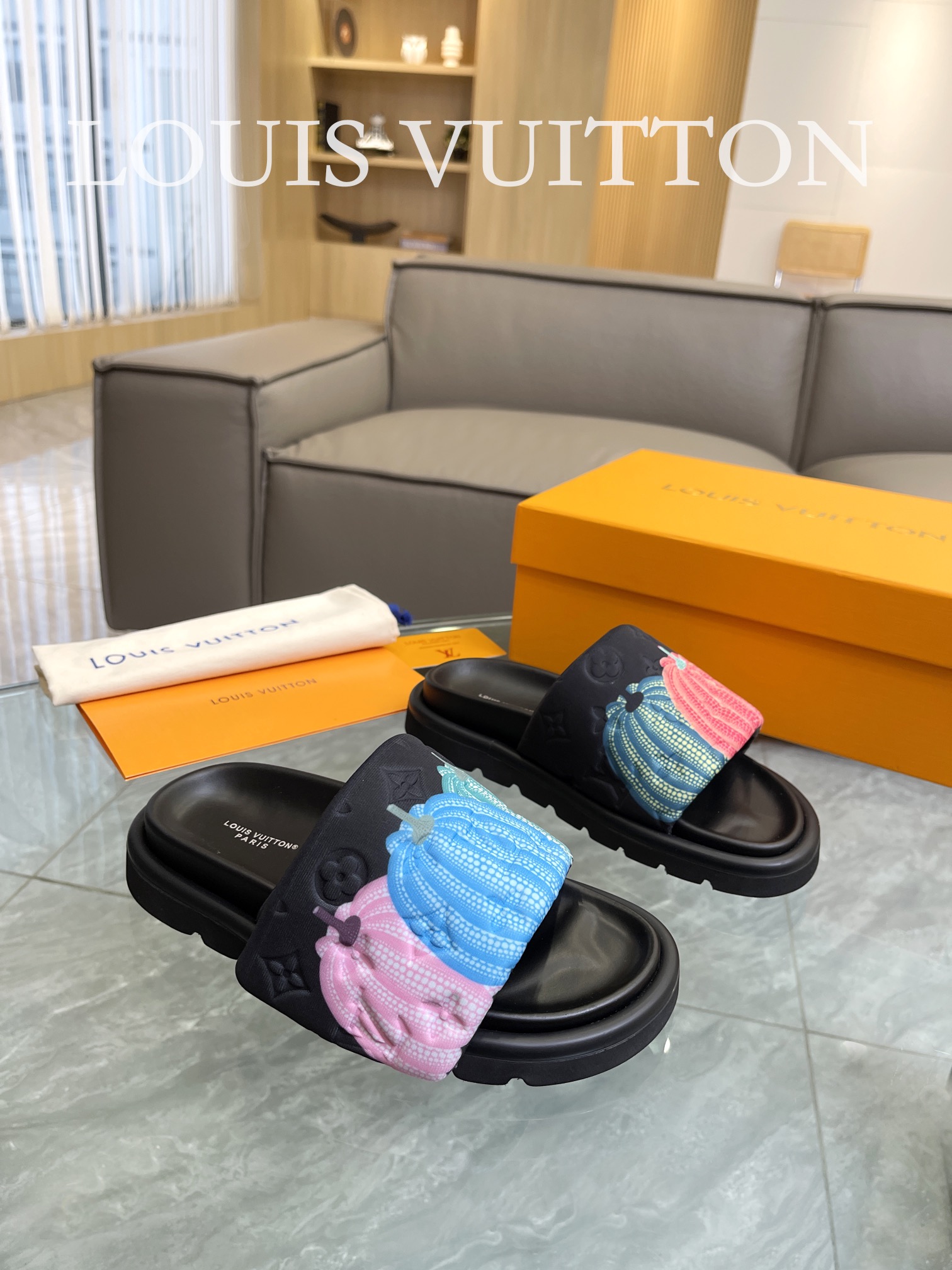 LOUIS VUITTON SLIPPERS