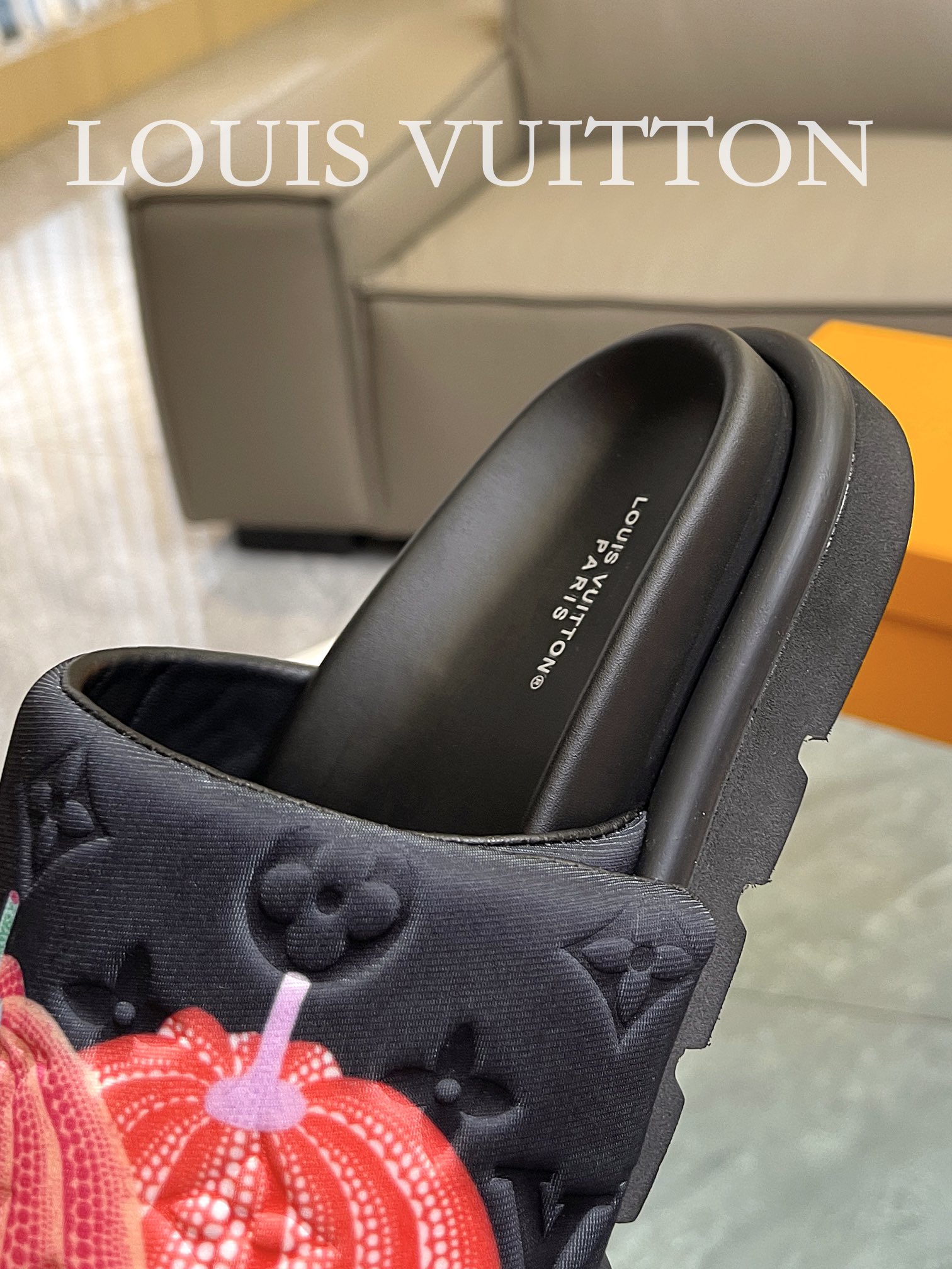 LOUIS VUITTON SLIPPERS