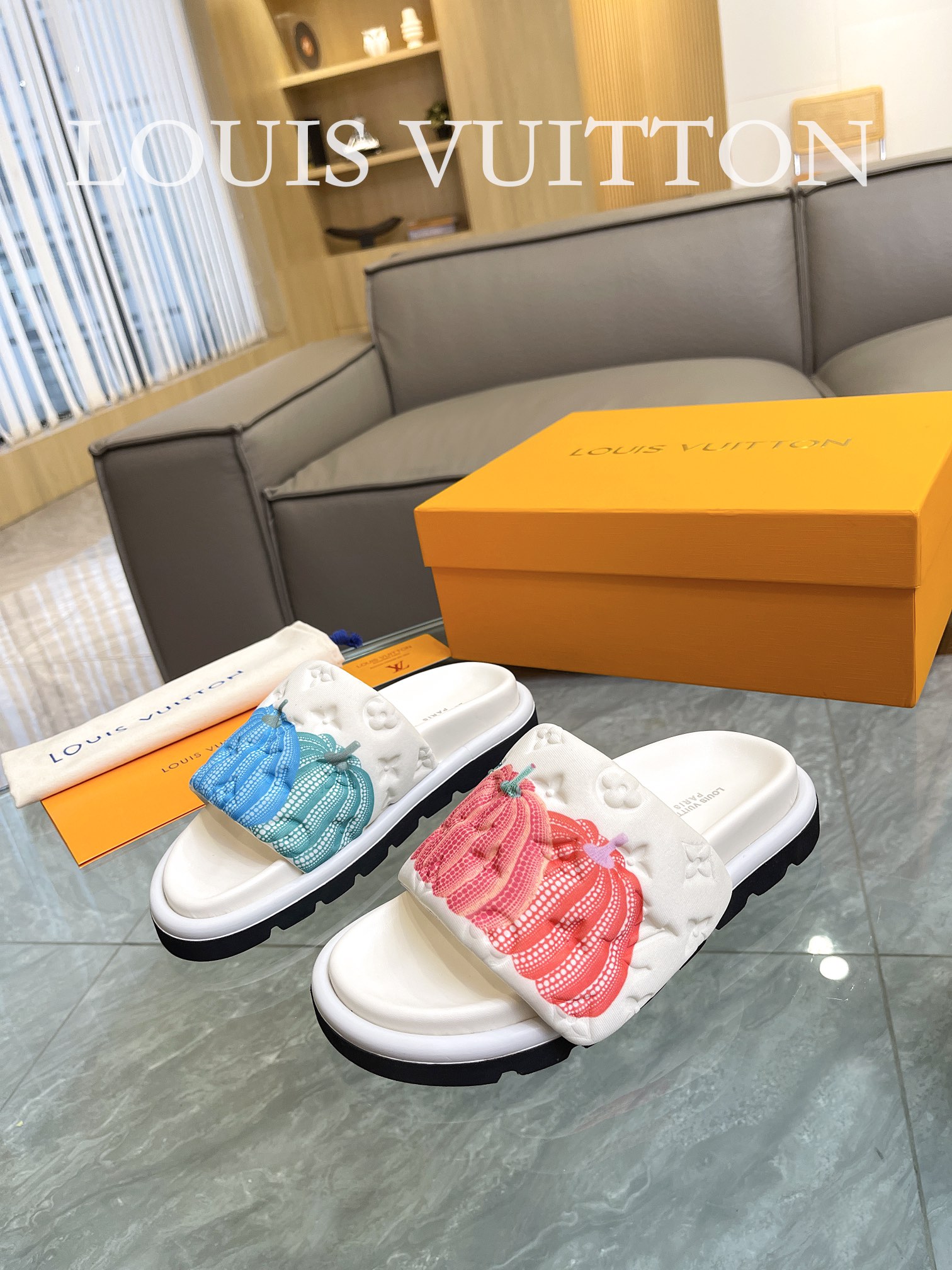 LOUIS VUITTON SLIPPERS