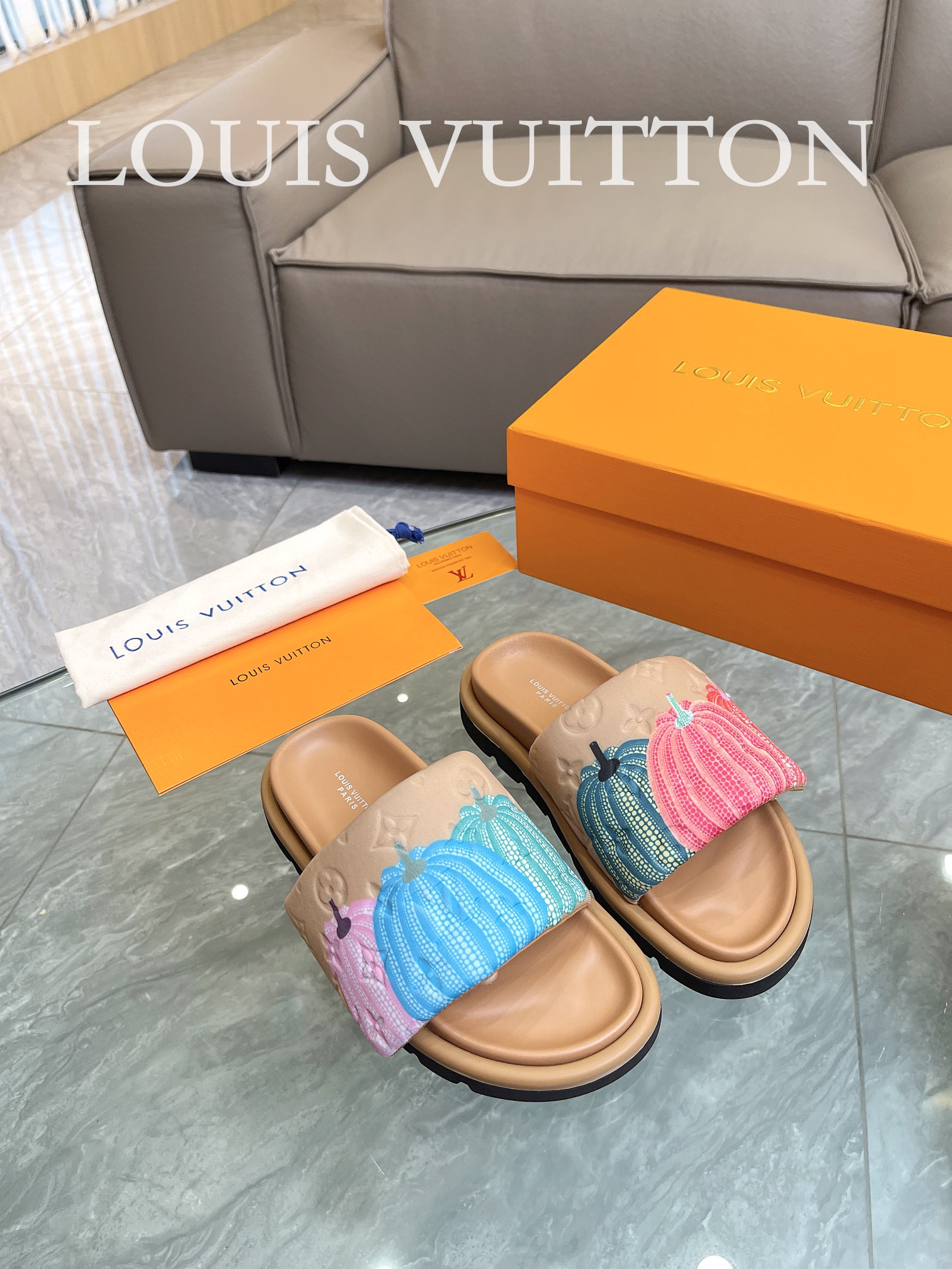 LOUIS VUITTON SLIPPERS