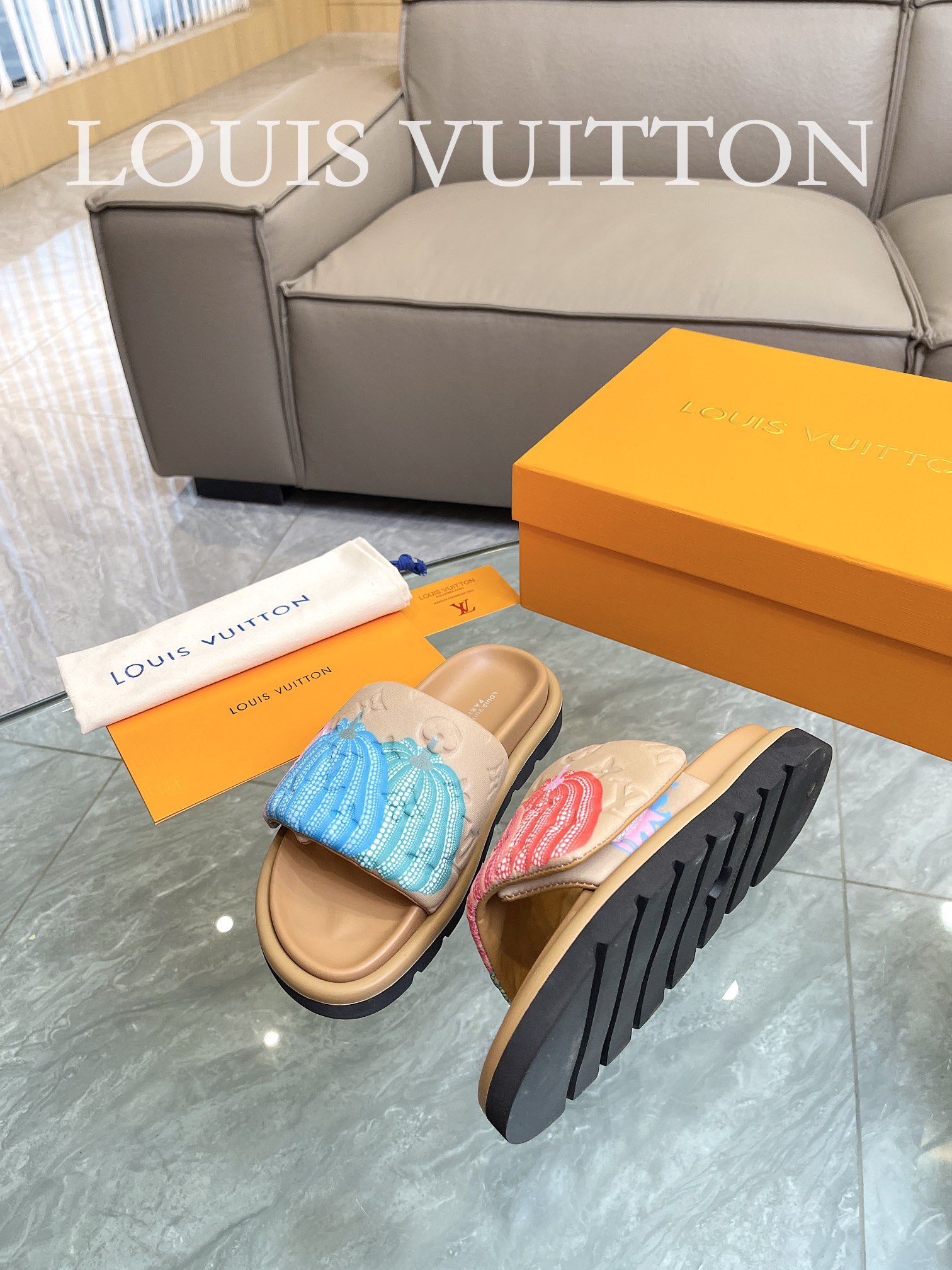 LOUIS VUITTON SLIPPERS