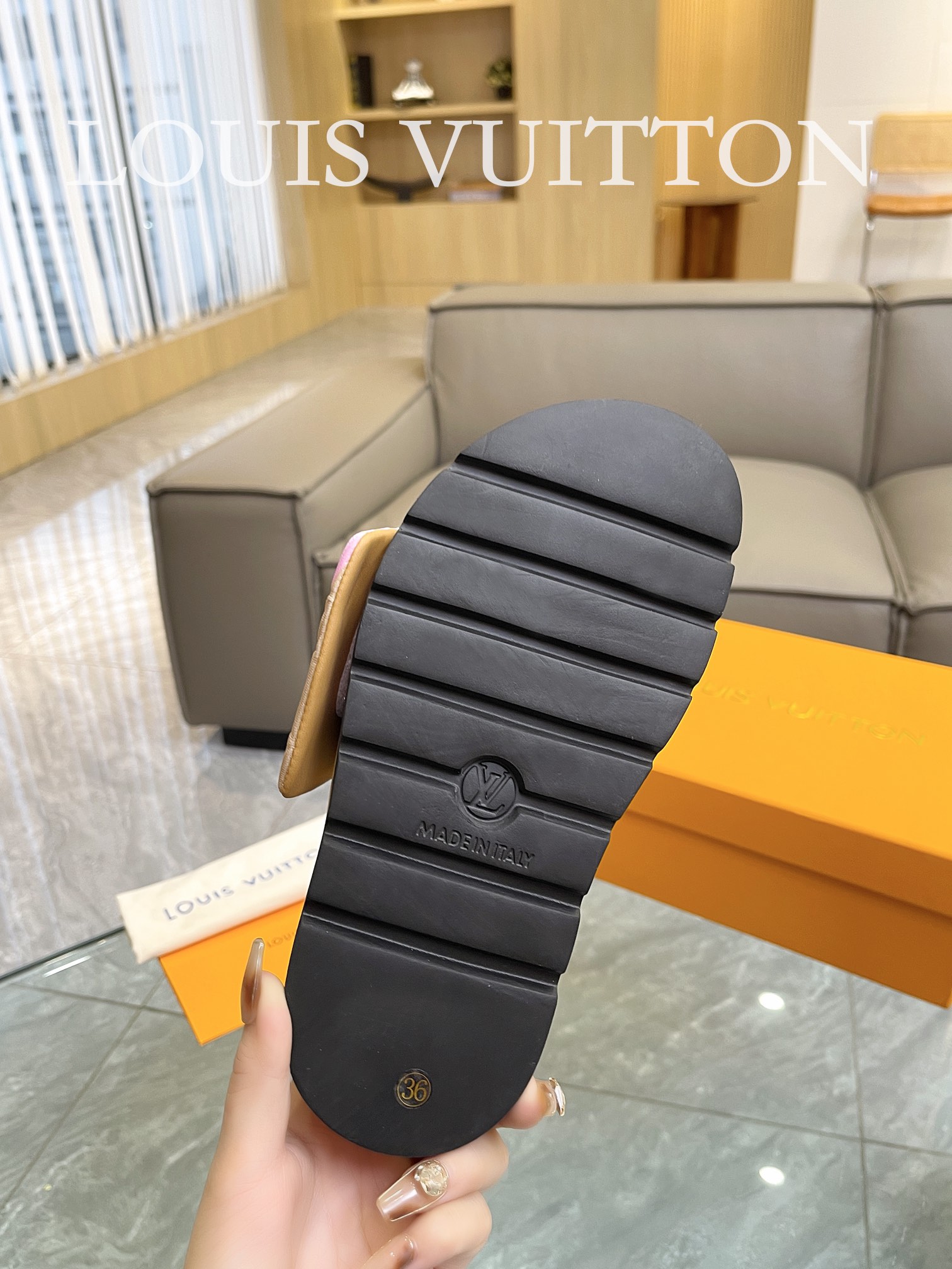 LOUIS VUITTON SLIPPERS