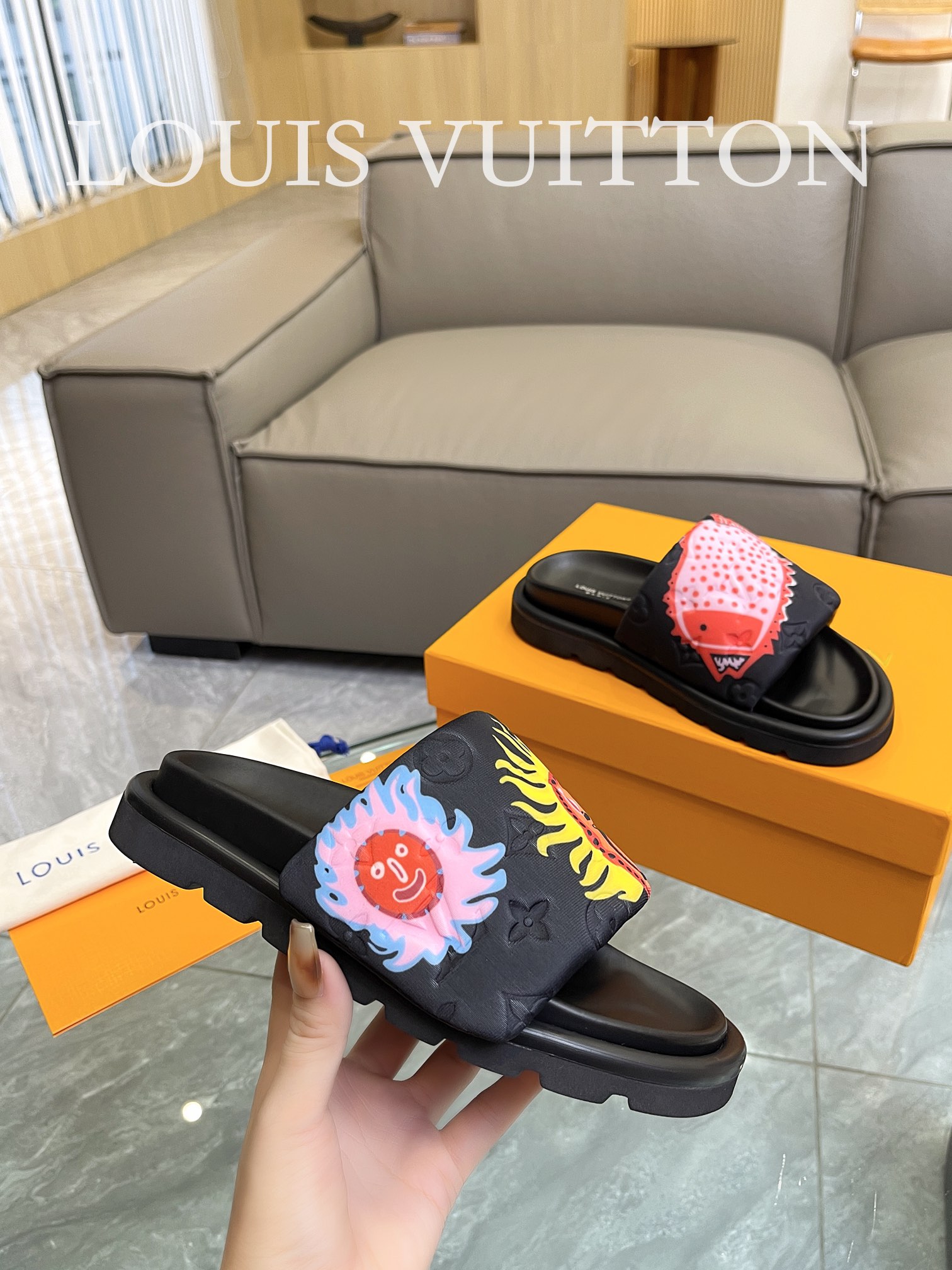 LOUIS VUITTON SLIPPERS