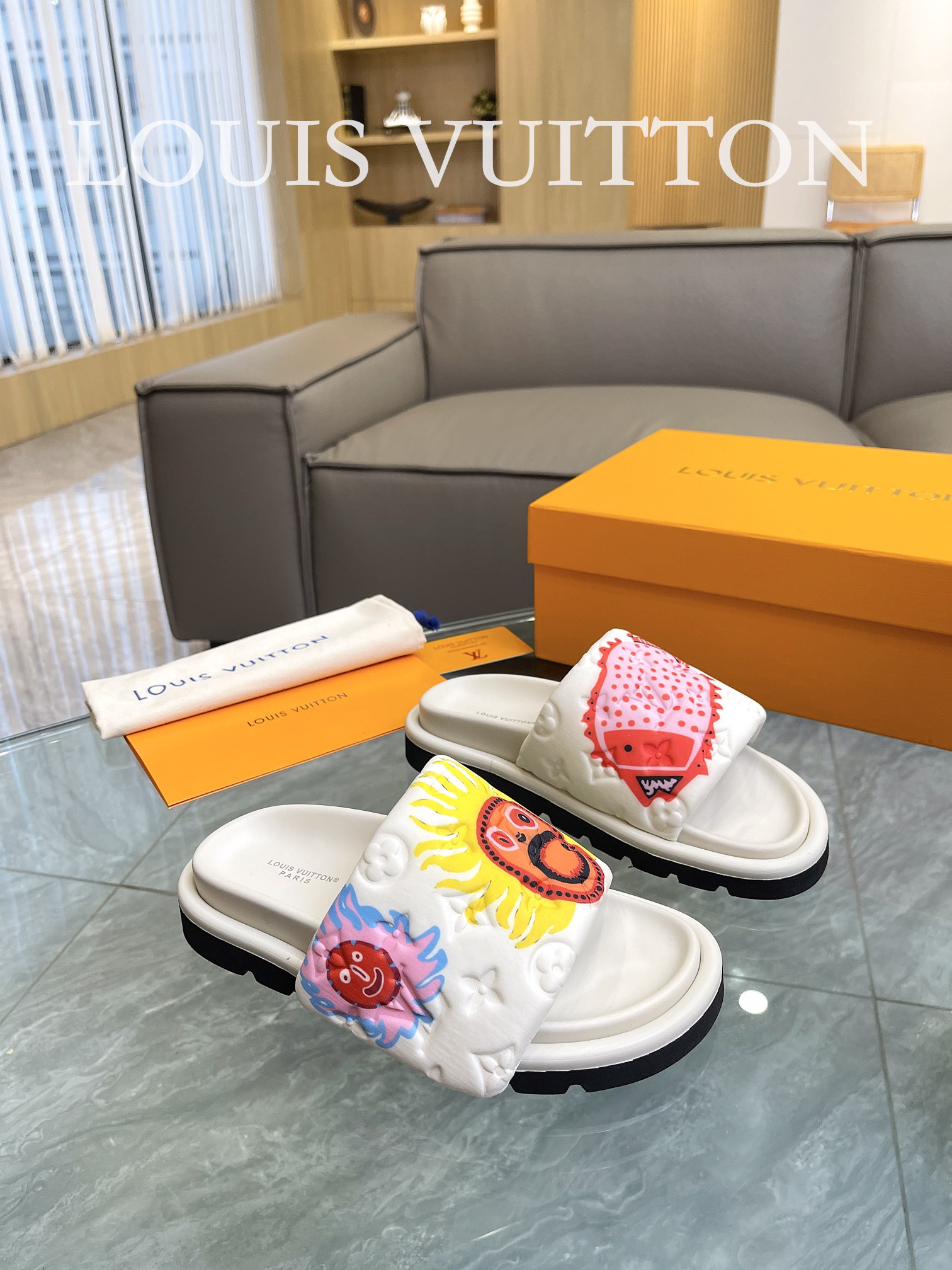LOUIS VUITTON SLIPPERS