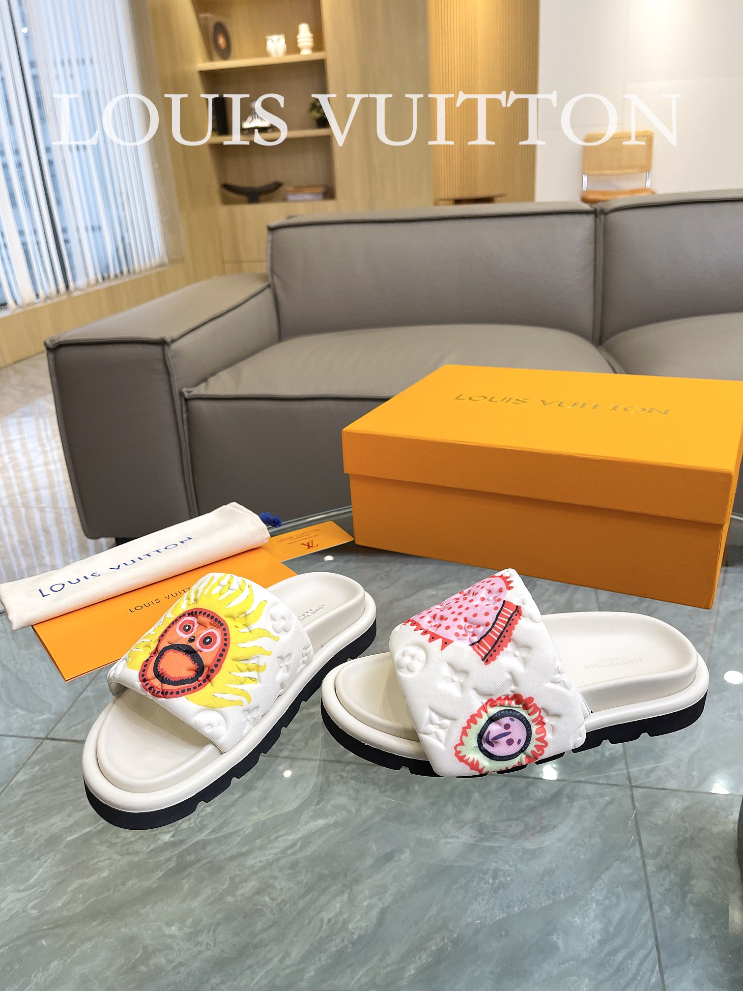 LOUIS VUITTON SLIPPERS