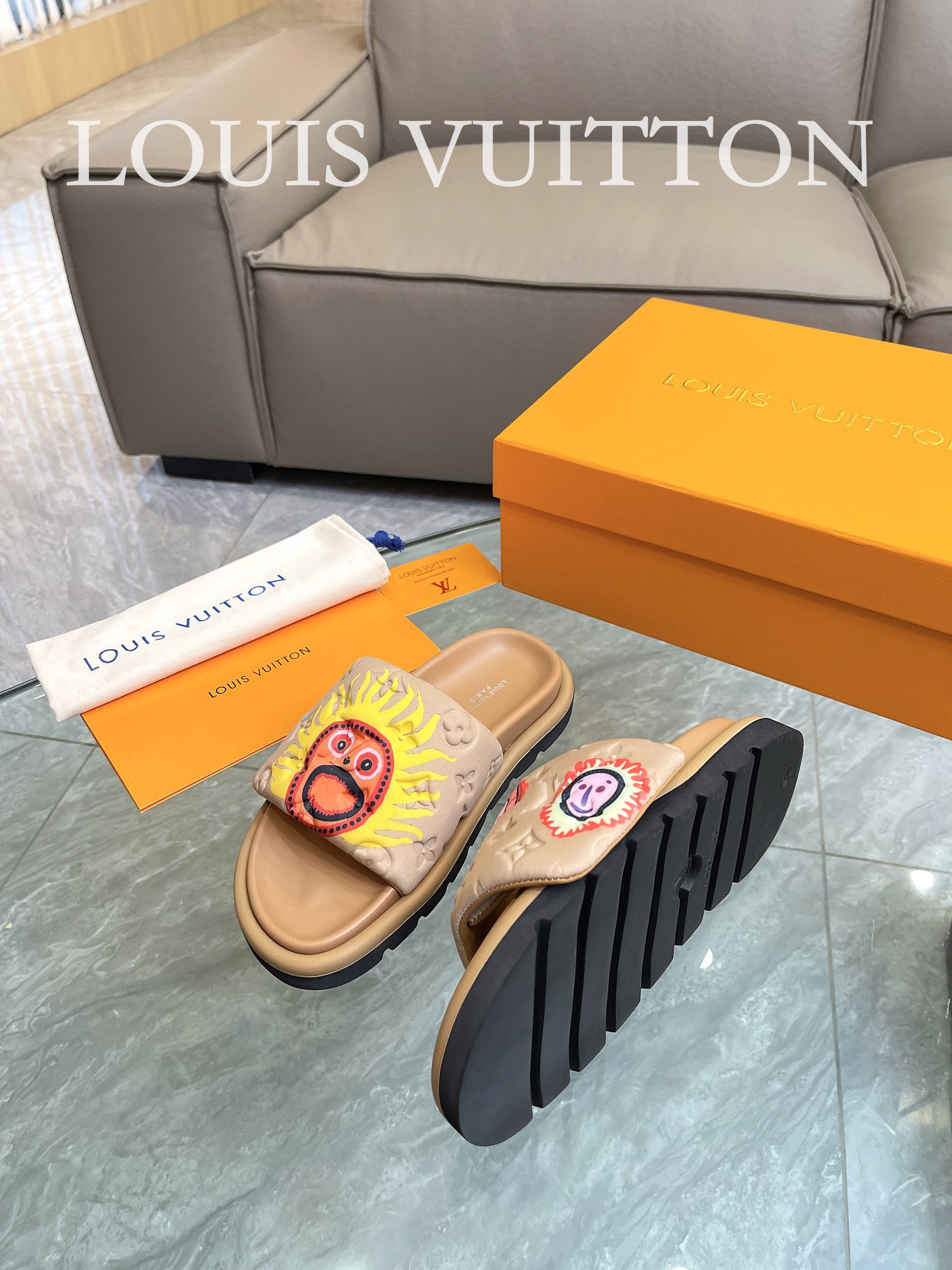 LOUIS VUITTON SLIPPERS