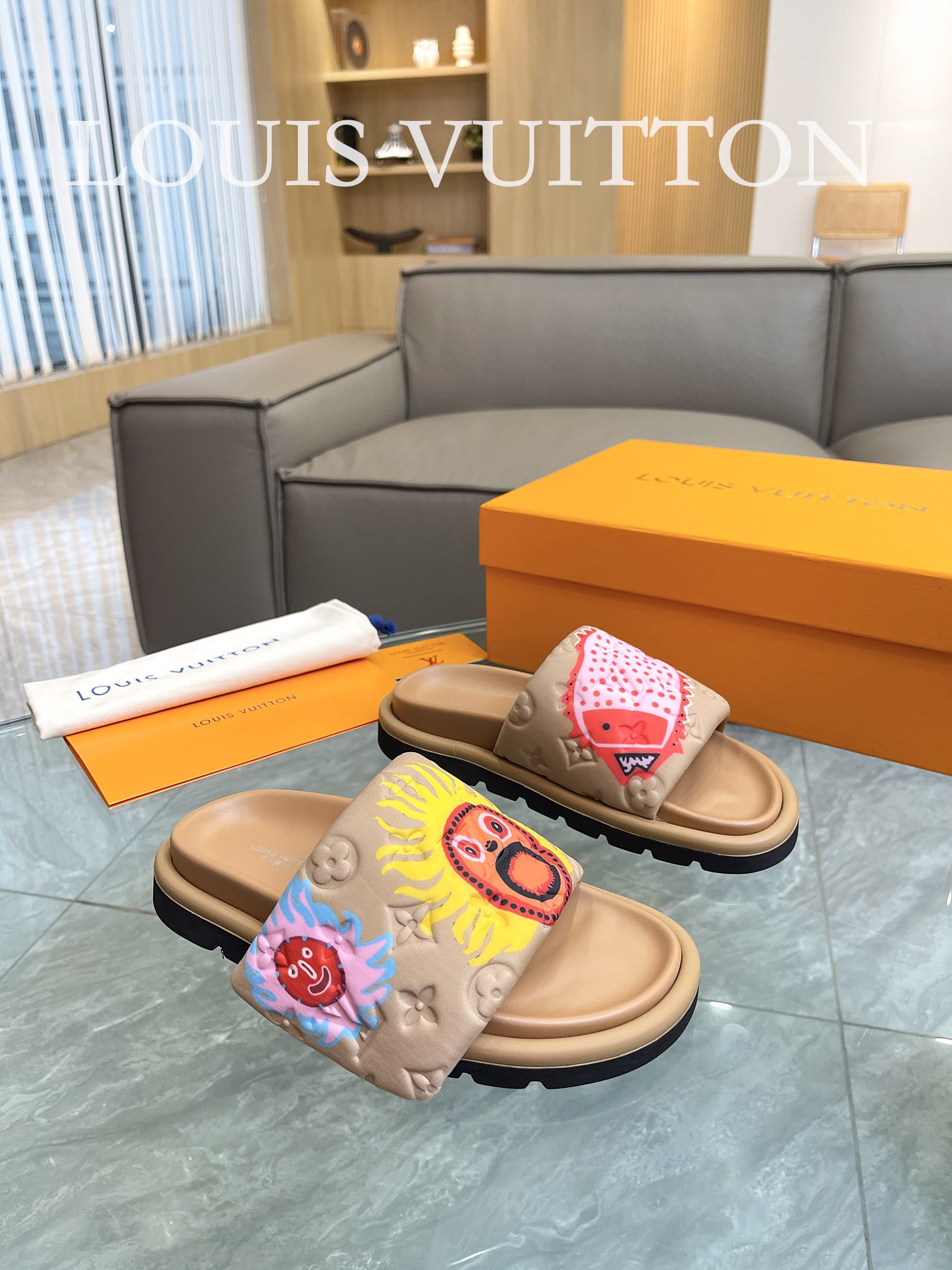 LOUIS VUITTON SLIPPERS