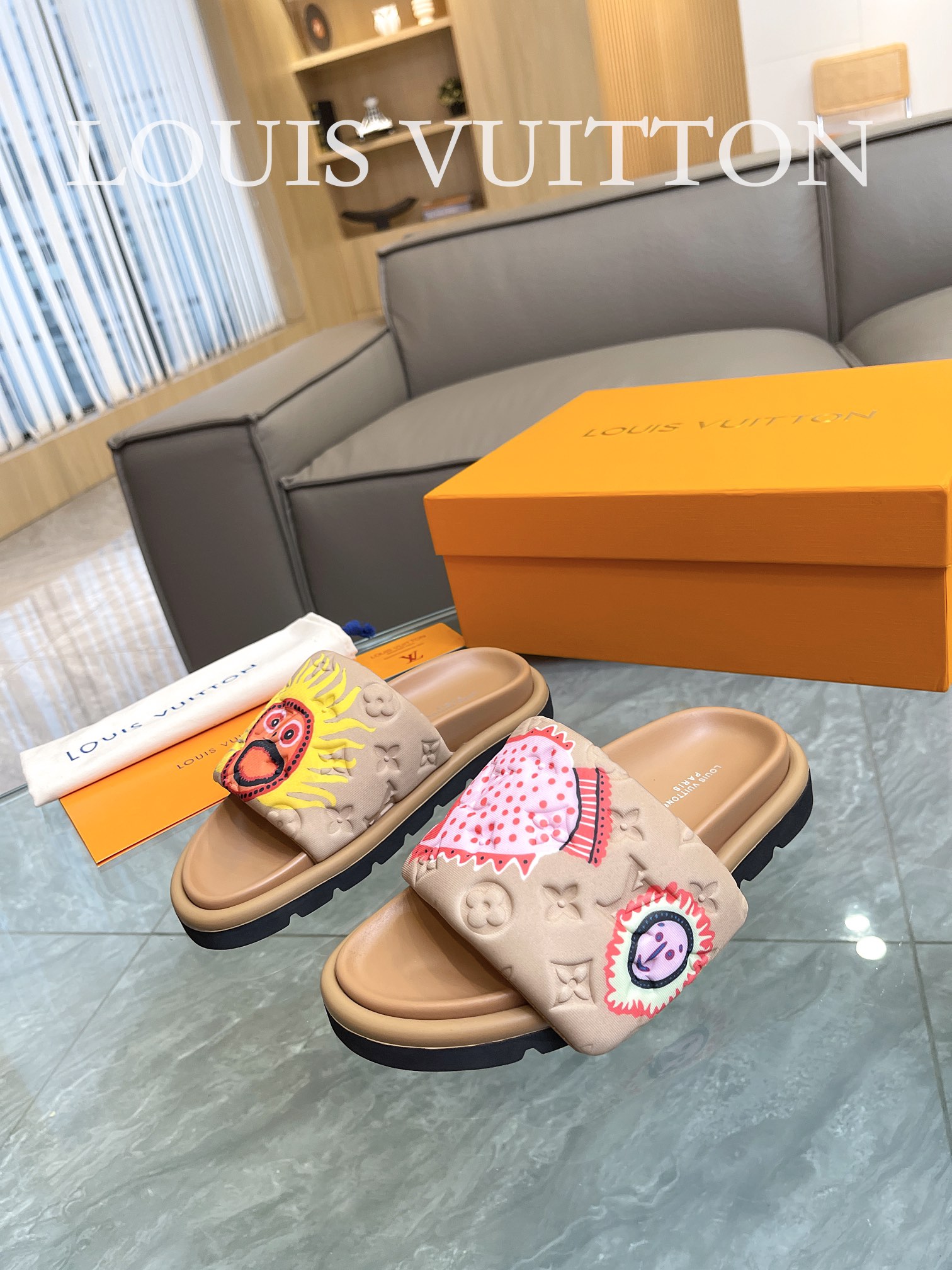 LOUIS VUITTON SLIPPERS