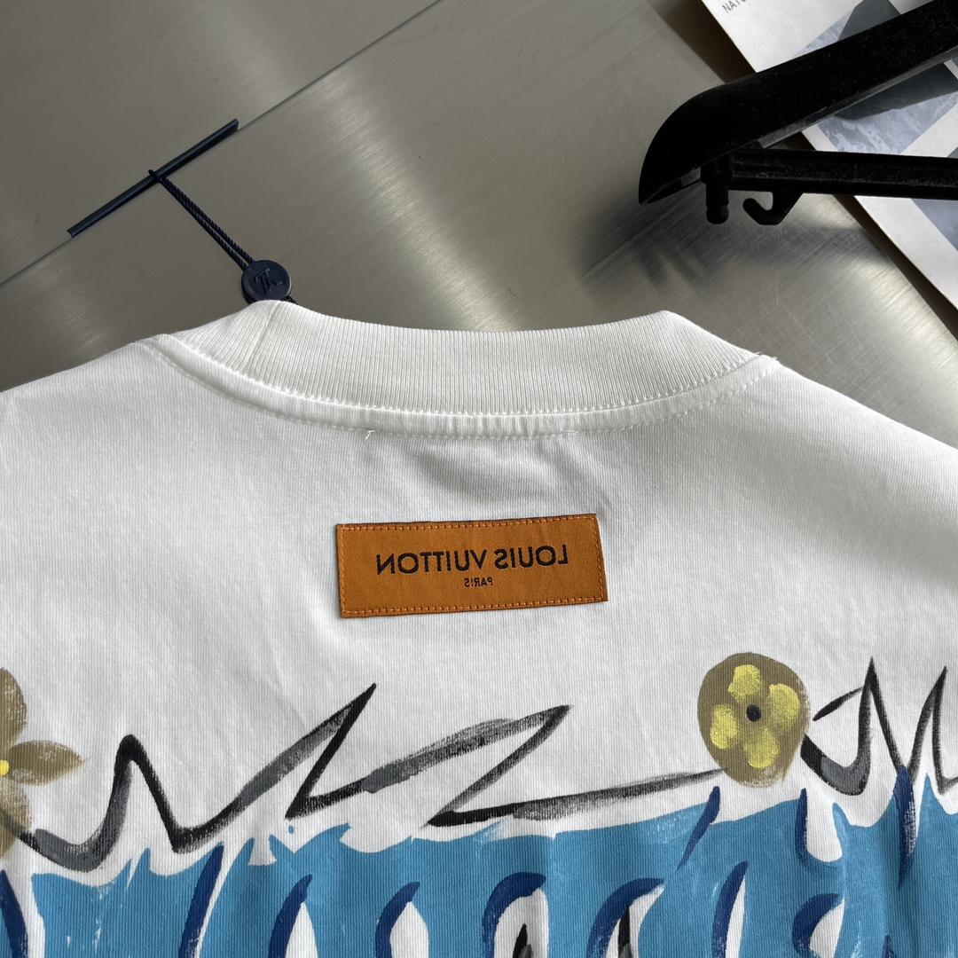 LV T-Shirt