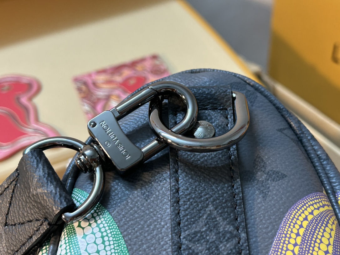 LV x YK Keepall 25