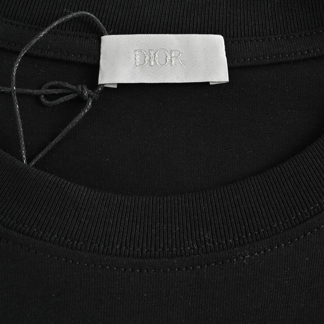DIOR T-SHIRT