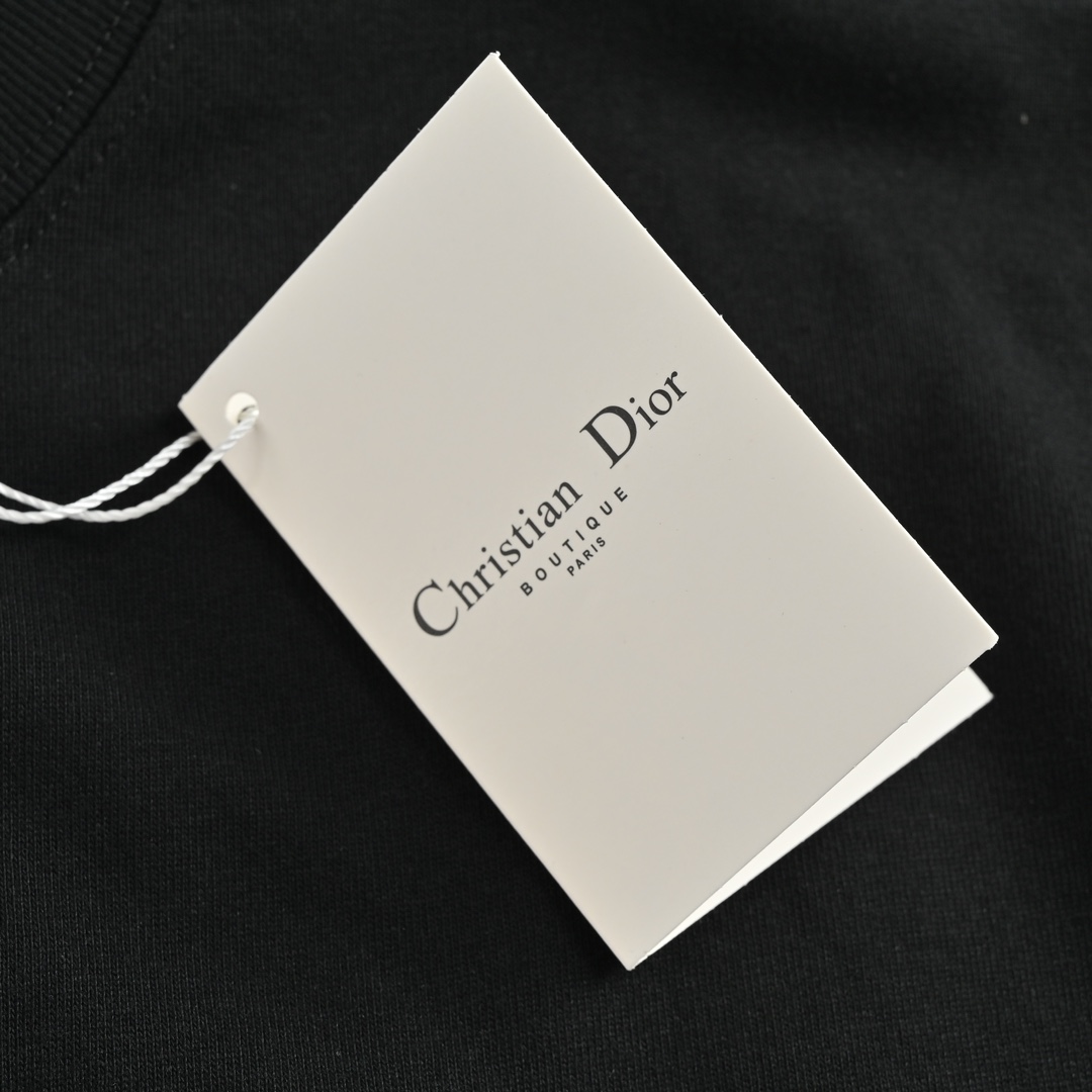 DIOR T-SHIRT