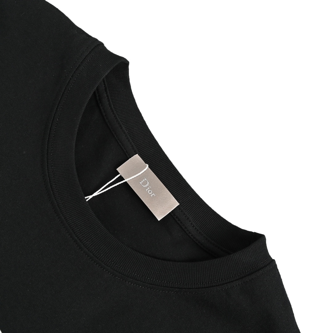 DIOR T-SHIRT