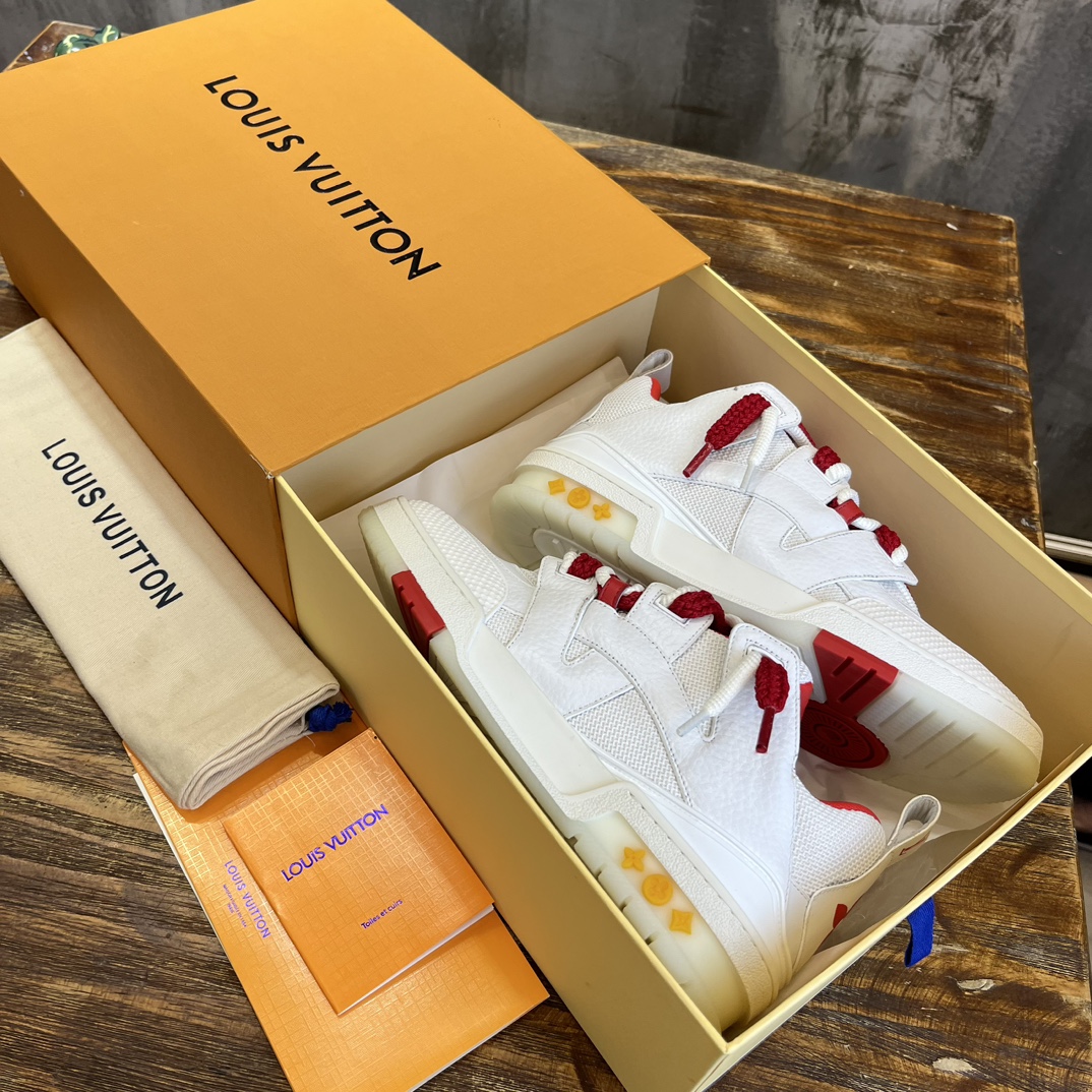LOUIS VUITTON TRAINERS