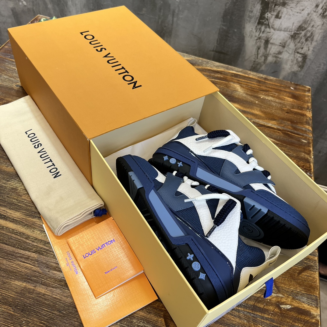 LOUIS VUITTON TRAINERS