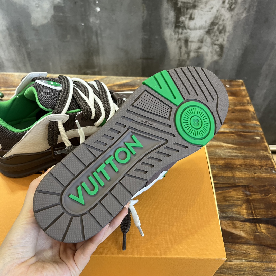 LOUIS VUITTON TRAINERS