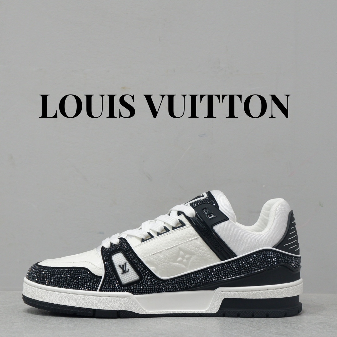 LOUIS VUITTON TRAINERS