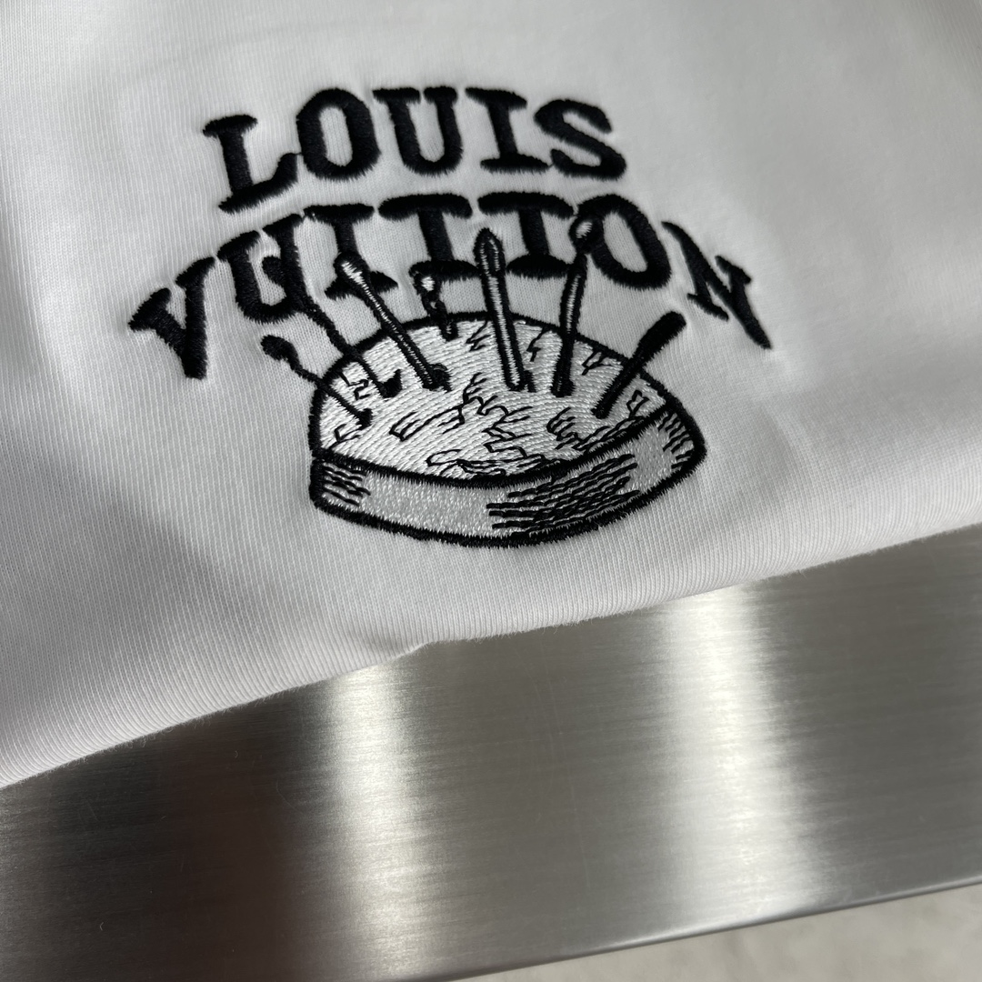 LV T-Shirt