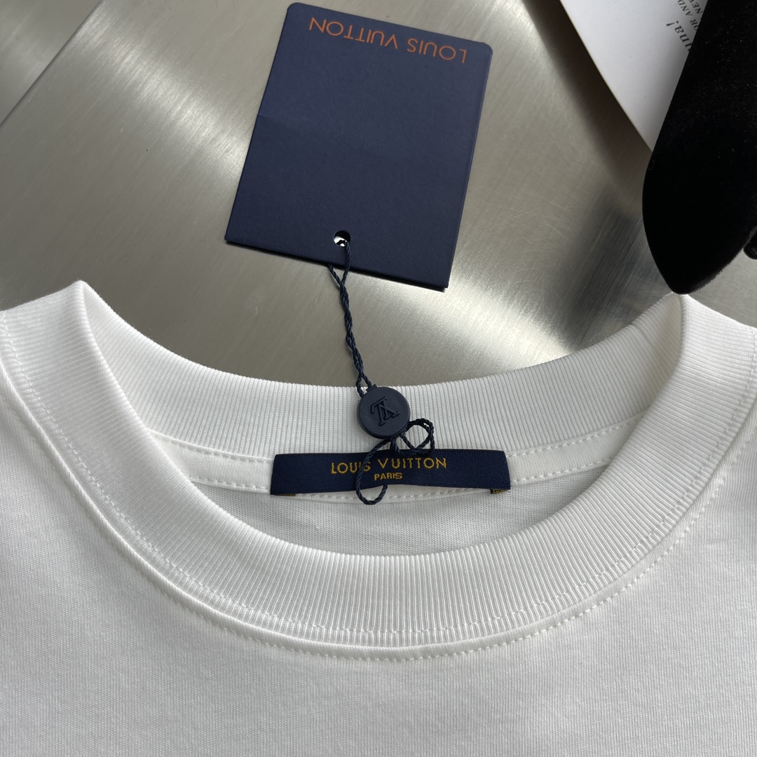 LV T-Shirt