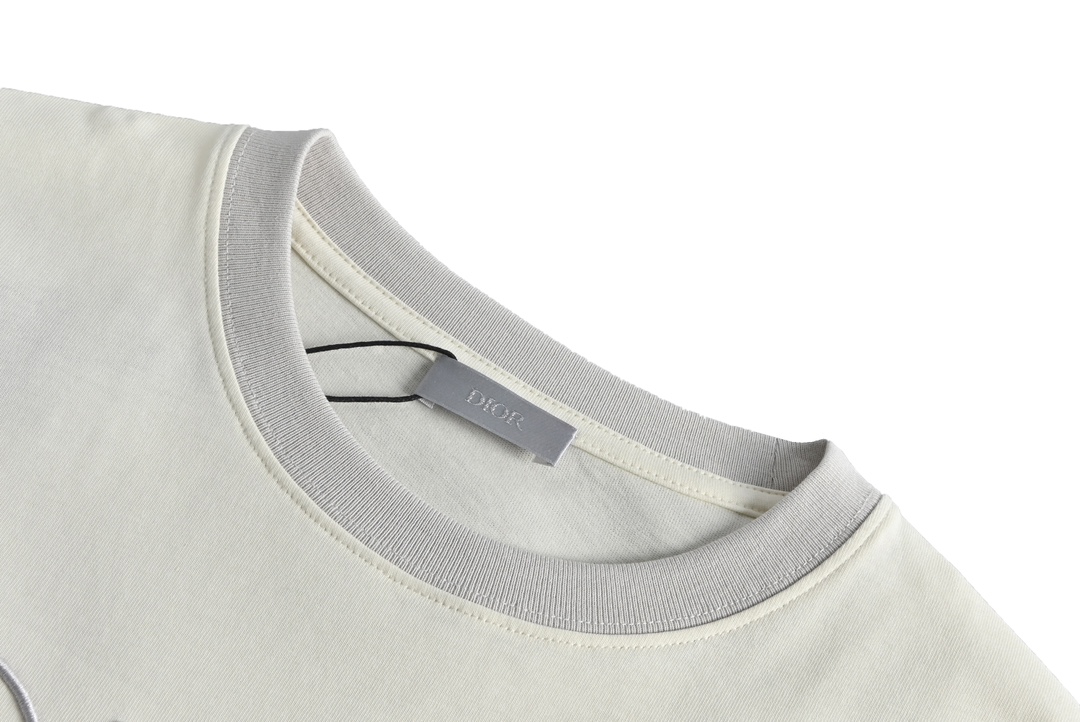 DIOR T-SHIRT