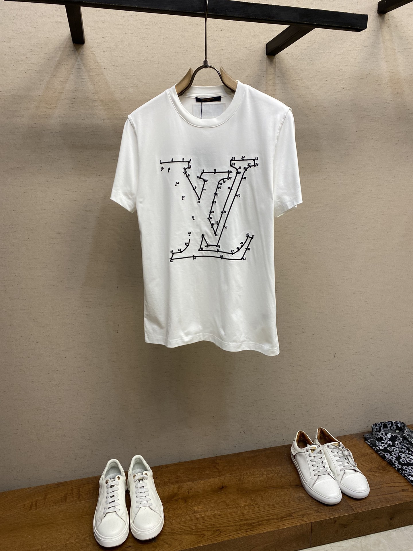 LV T-Shirt