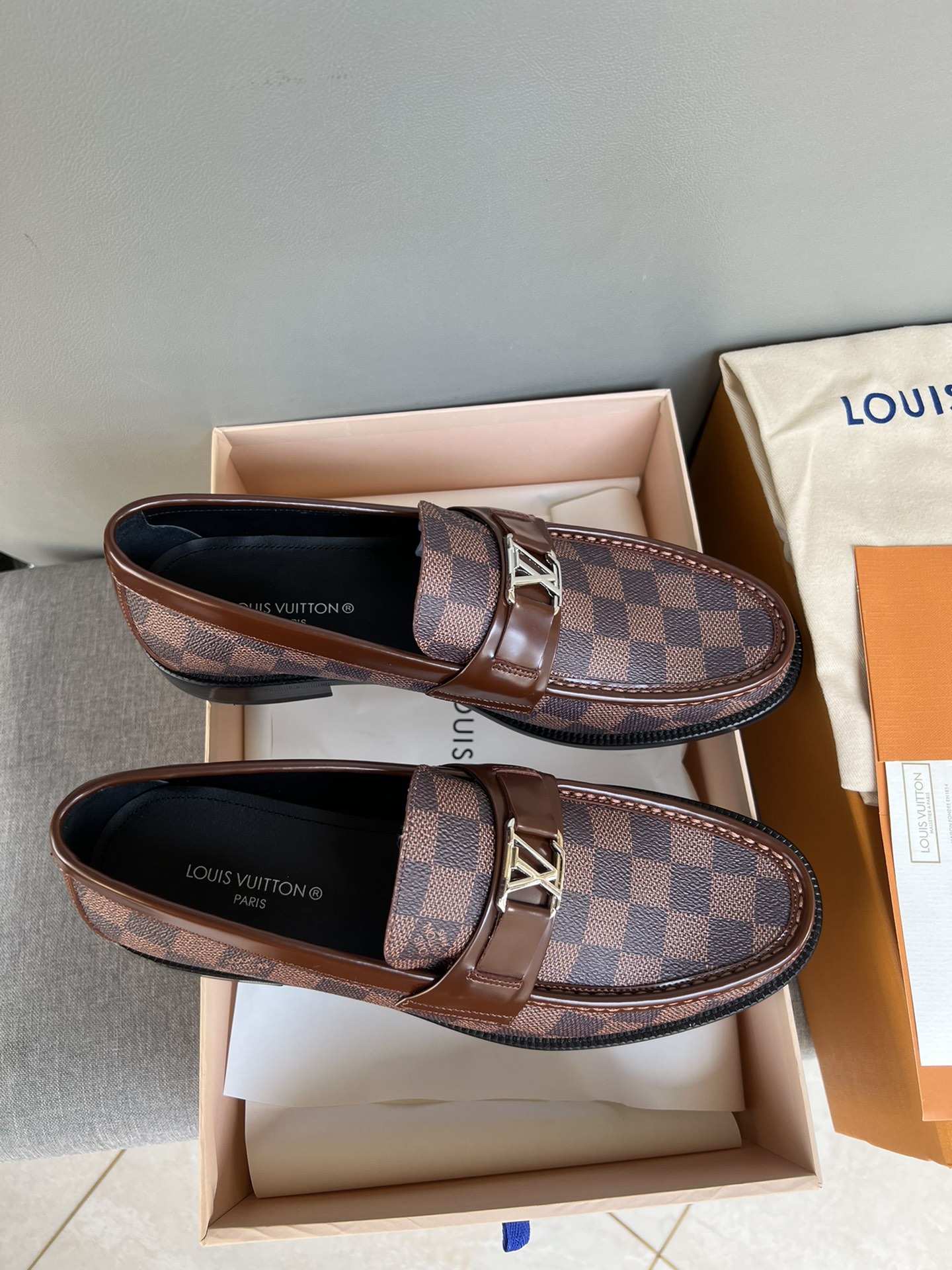 LOUIS VUITTON SHOES
