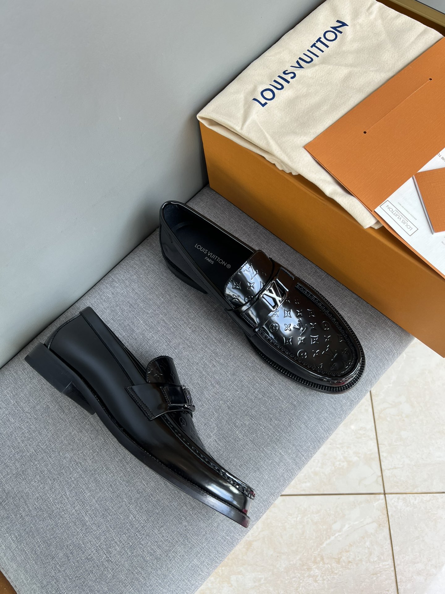 LOUIS VUITTON SHOES