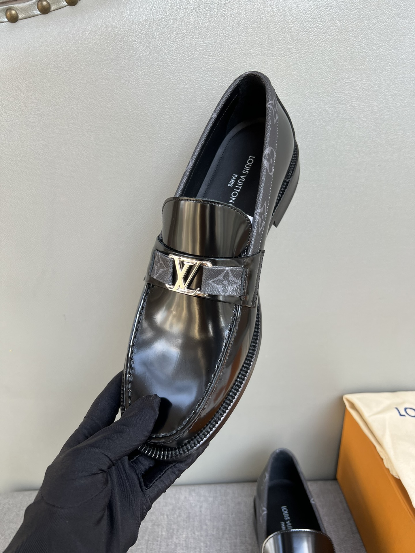 LOUIS VUITTON SHOES