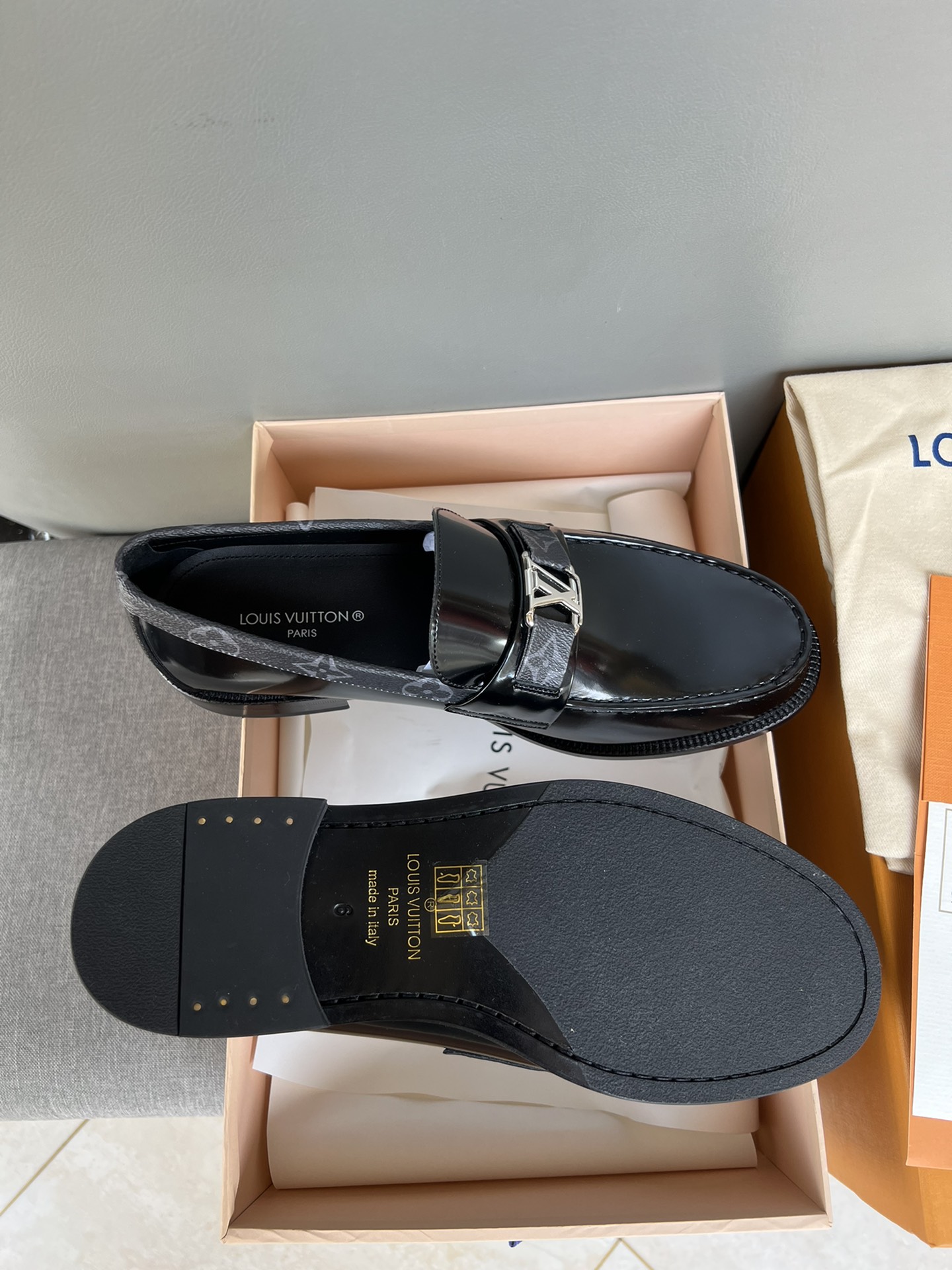 LOUIS VUITTON SHOES