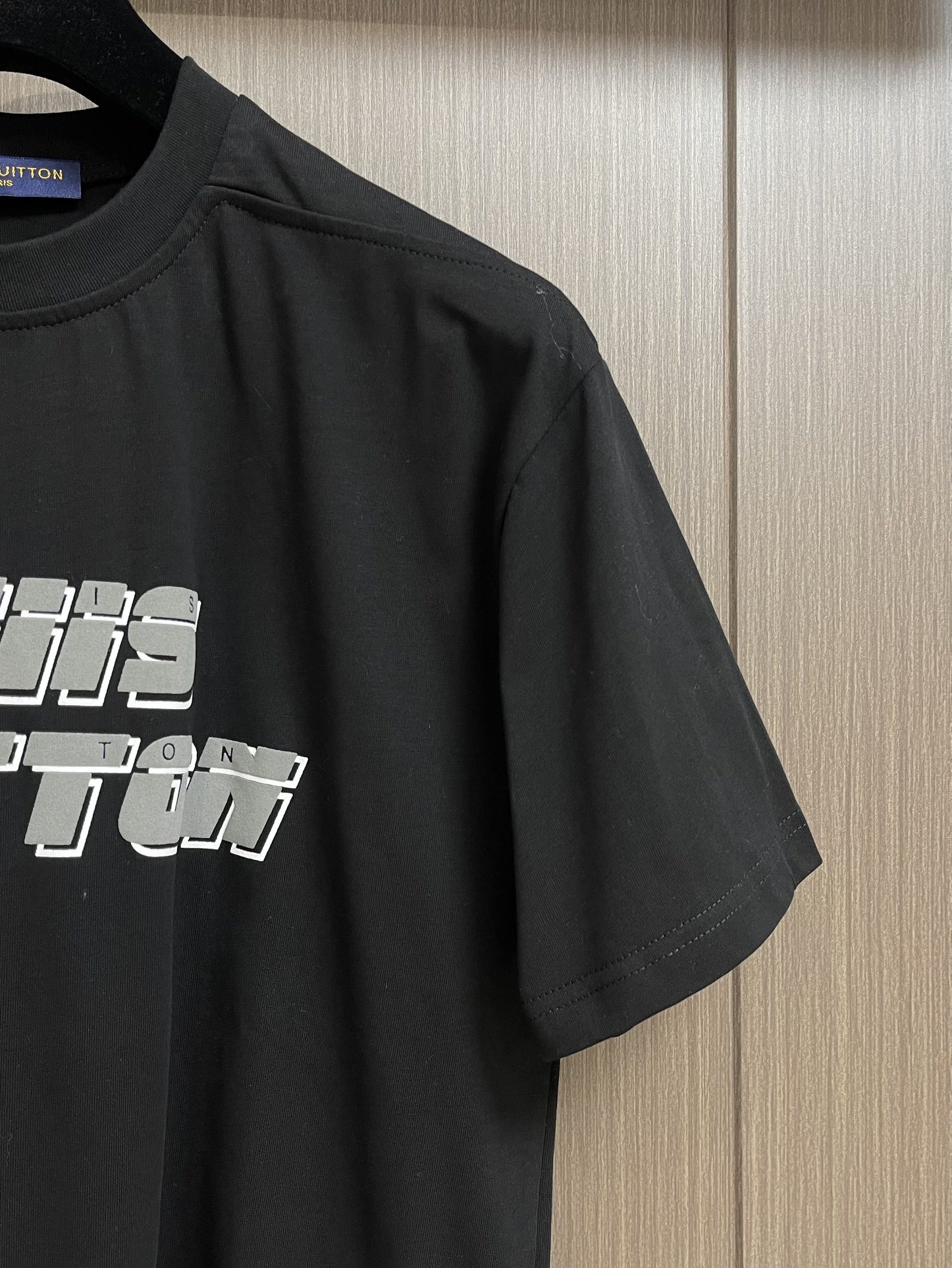 LV T-Shirt