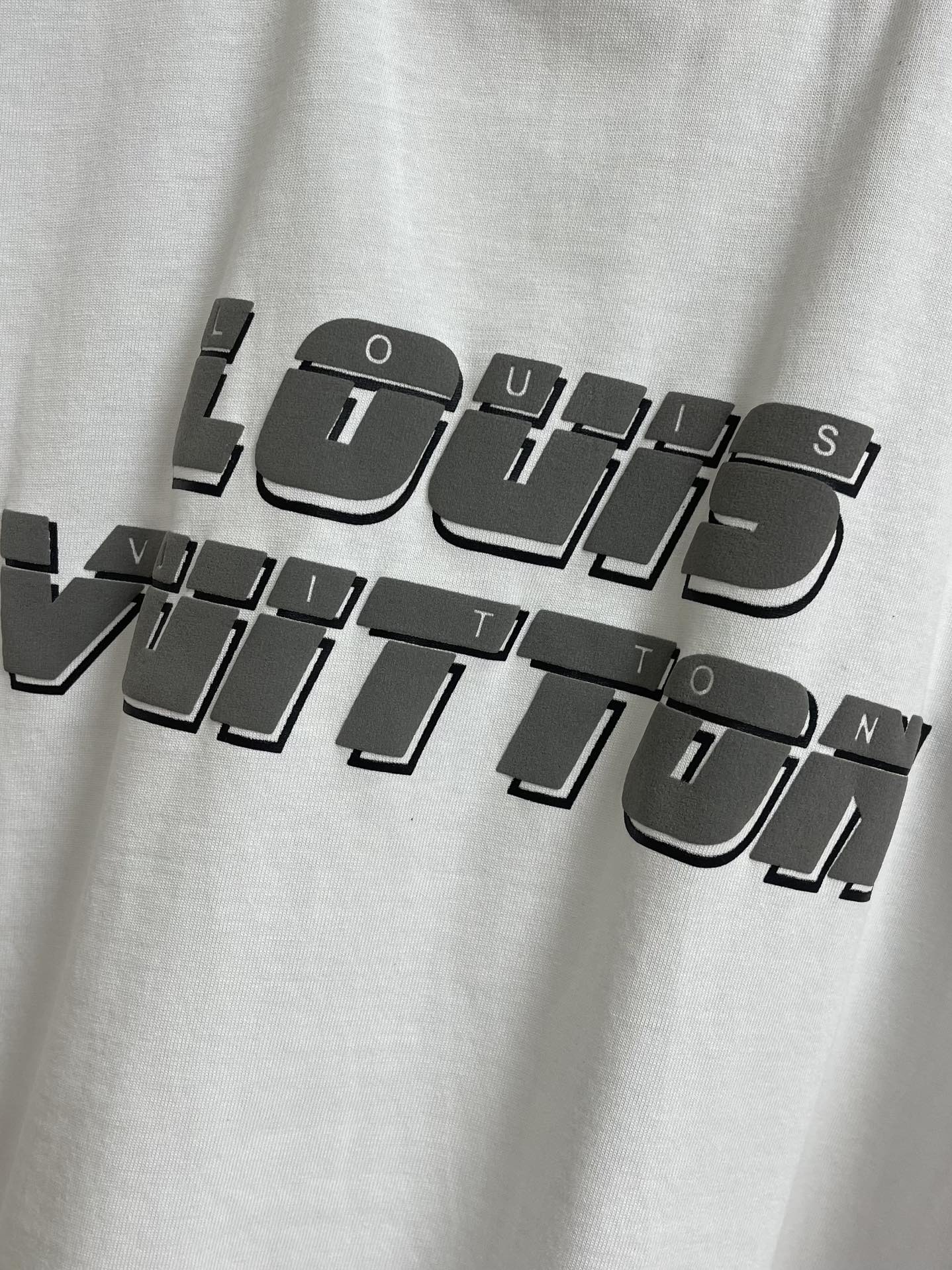 LV T-Shirt
