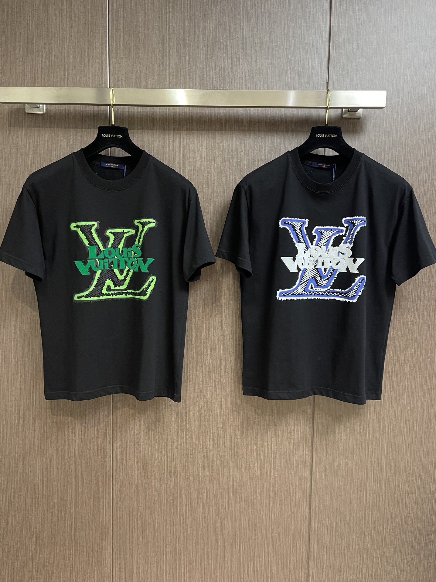 LV T-Shirt