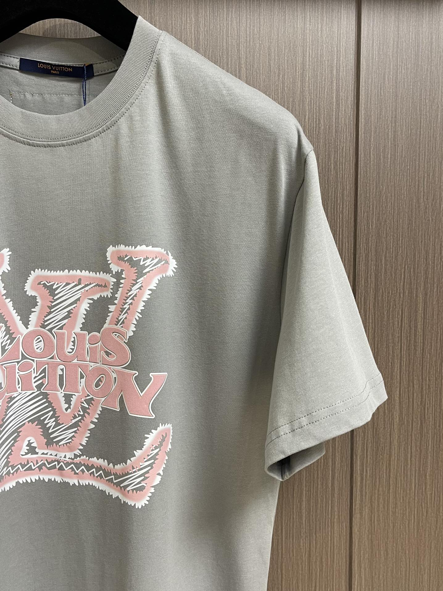 LV T-Shirt