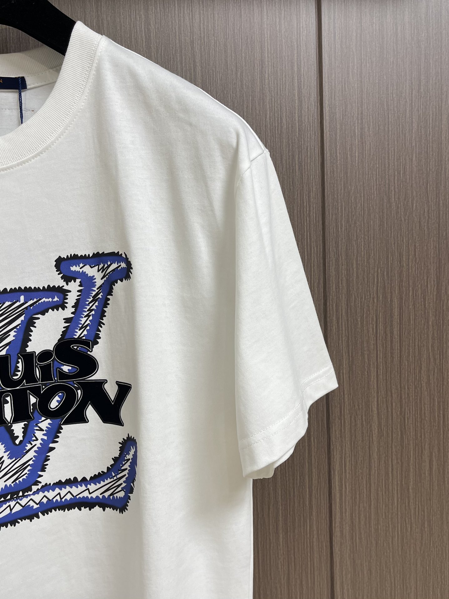 LV T-Shirt