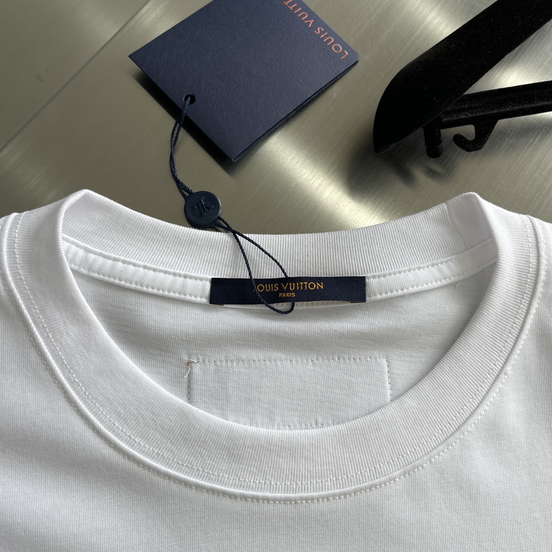 LV T-Shirt