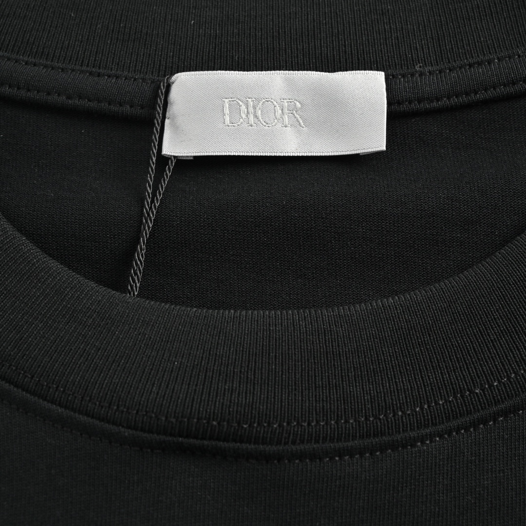 DIOR T-SHIRT