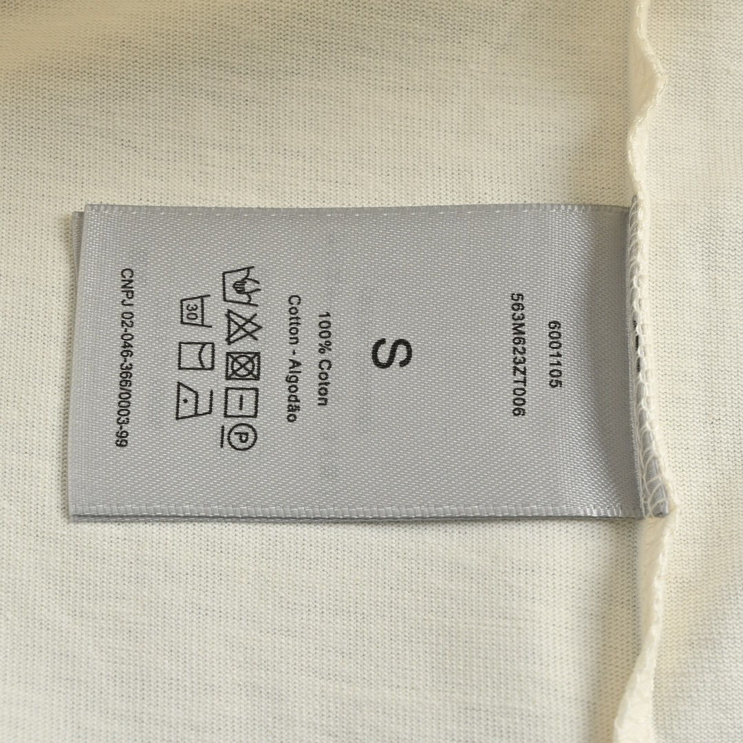 DIOR T-SHIRT 