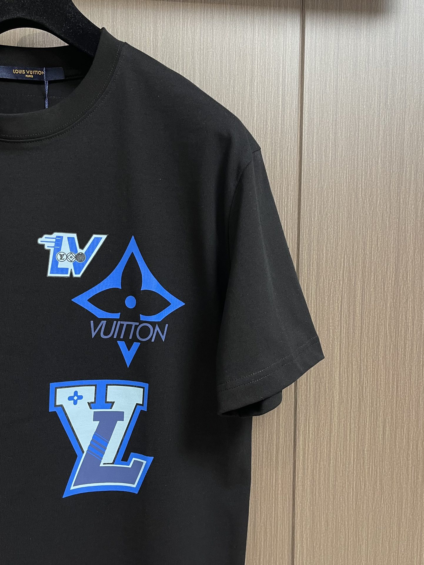 LV T-Shirt