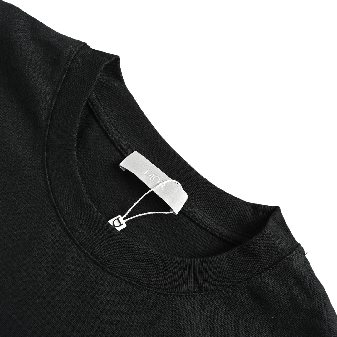 DIOR T-SHIRT
