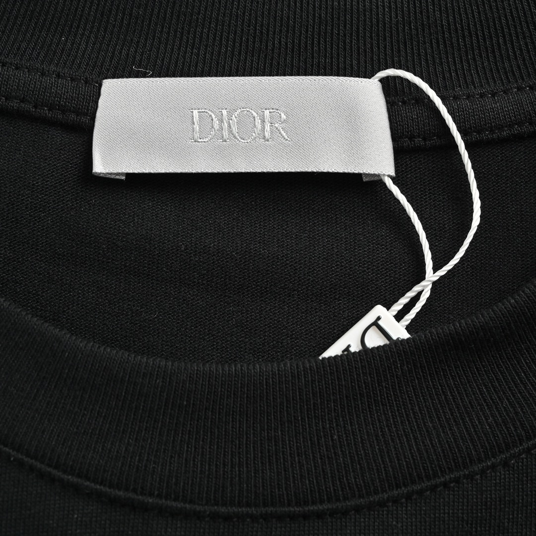 DIOR T-SHIRT
